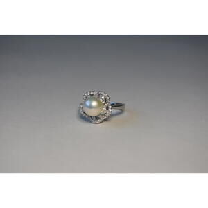 1CT Natural Fresh Water Pear & Topaz Ring